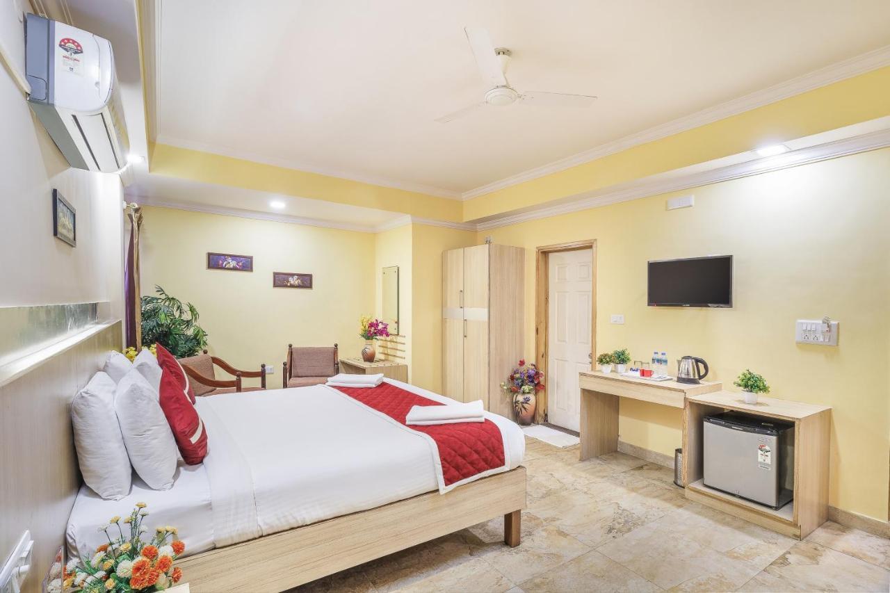 Hotel Octave Royal Opera Bangalore Esterno foto